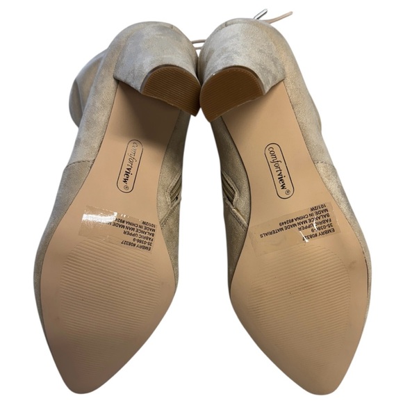 Comfort Embry View Bone Color Elegant Beige Ankle Boots  10.5W - Picture 2 of 11